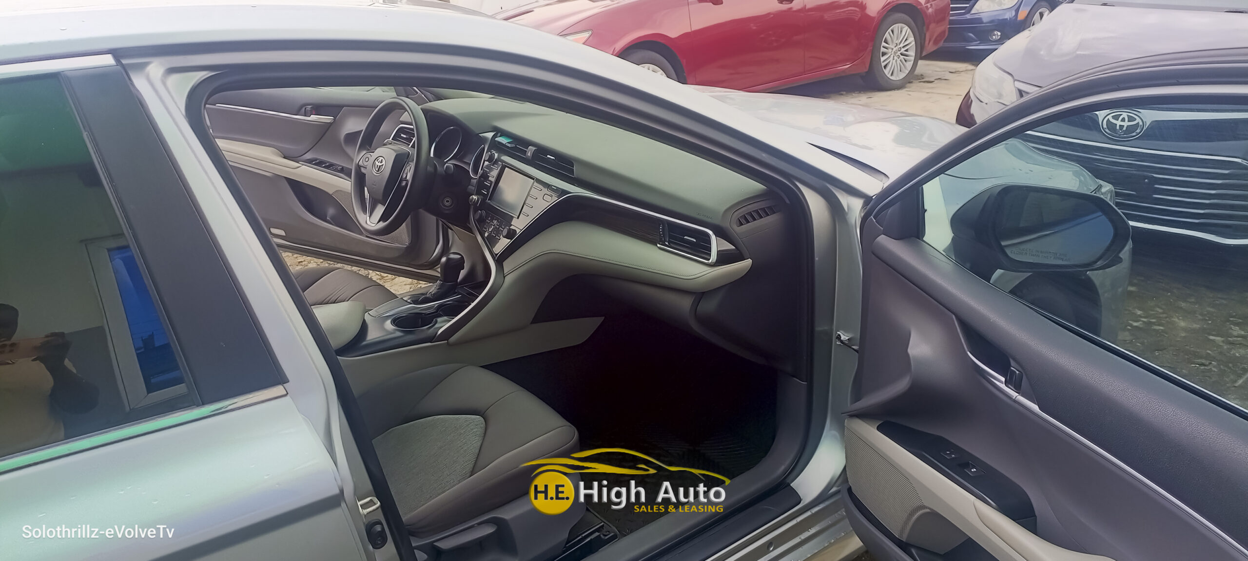 TOYOTA CAMRY 2018