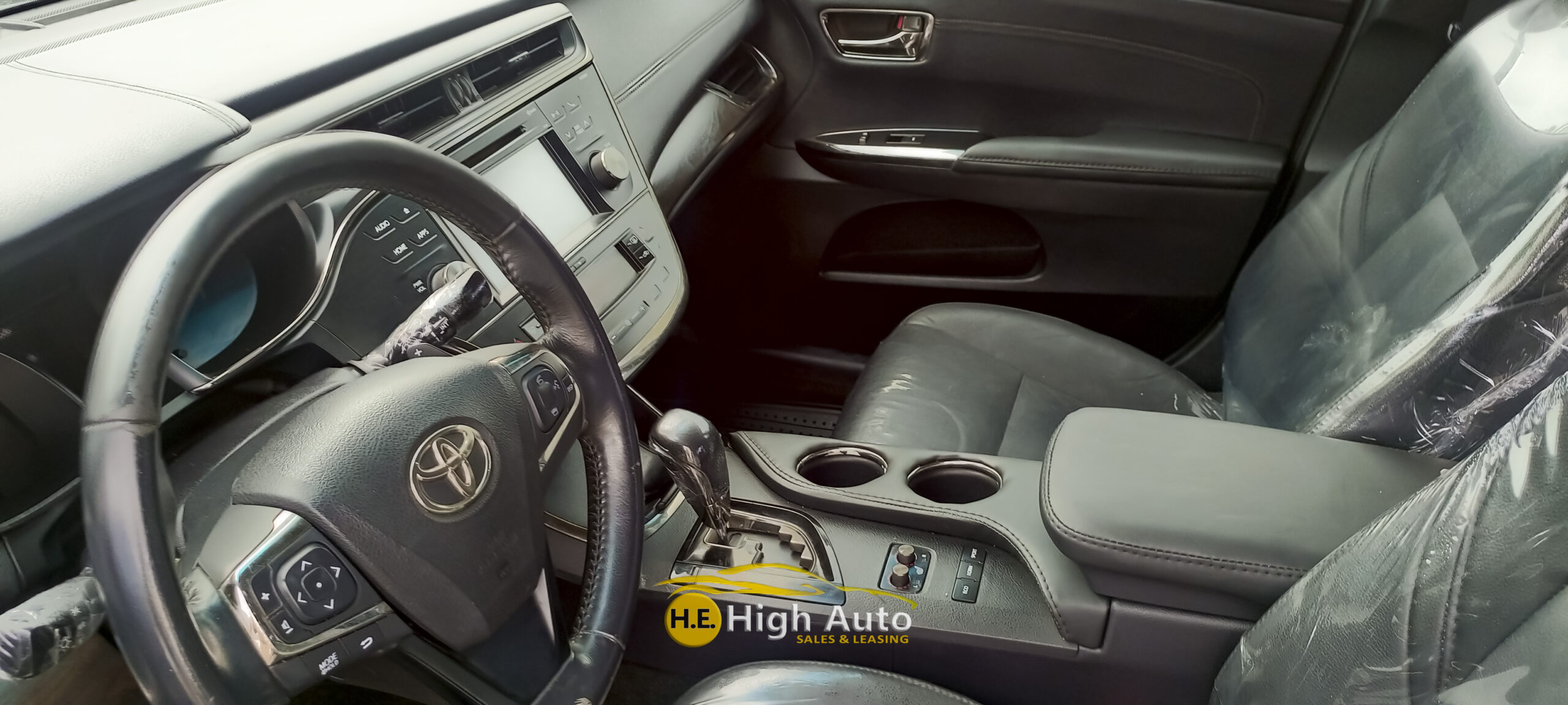 TOYOTA AVALON XLE