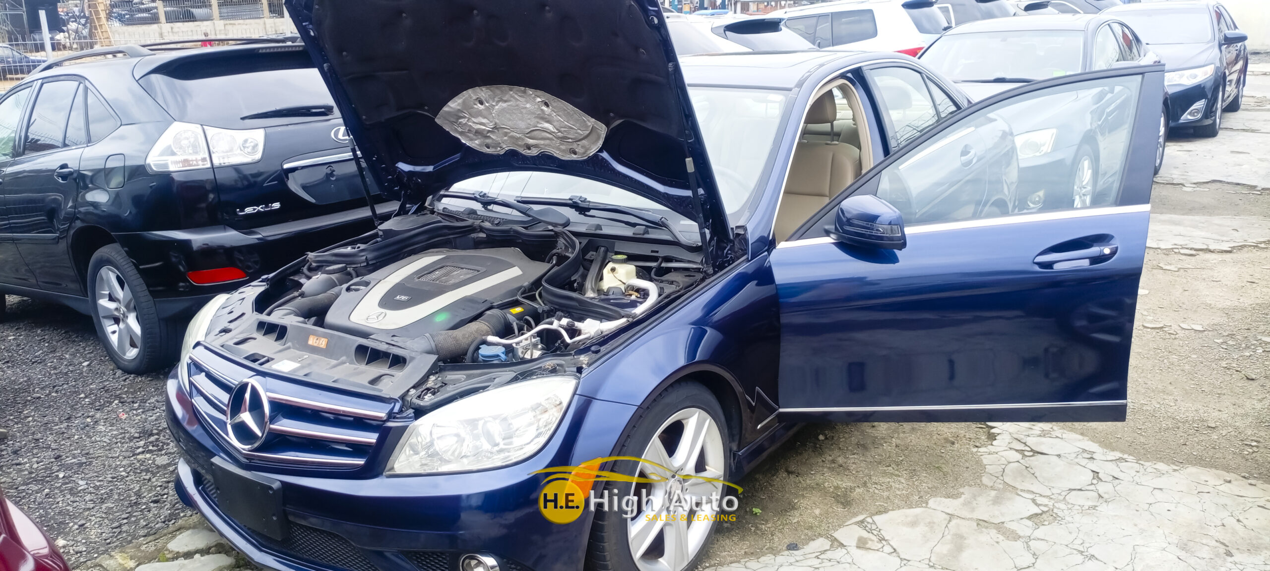
								MERCEDES-BENZ C300 full									
