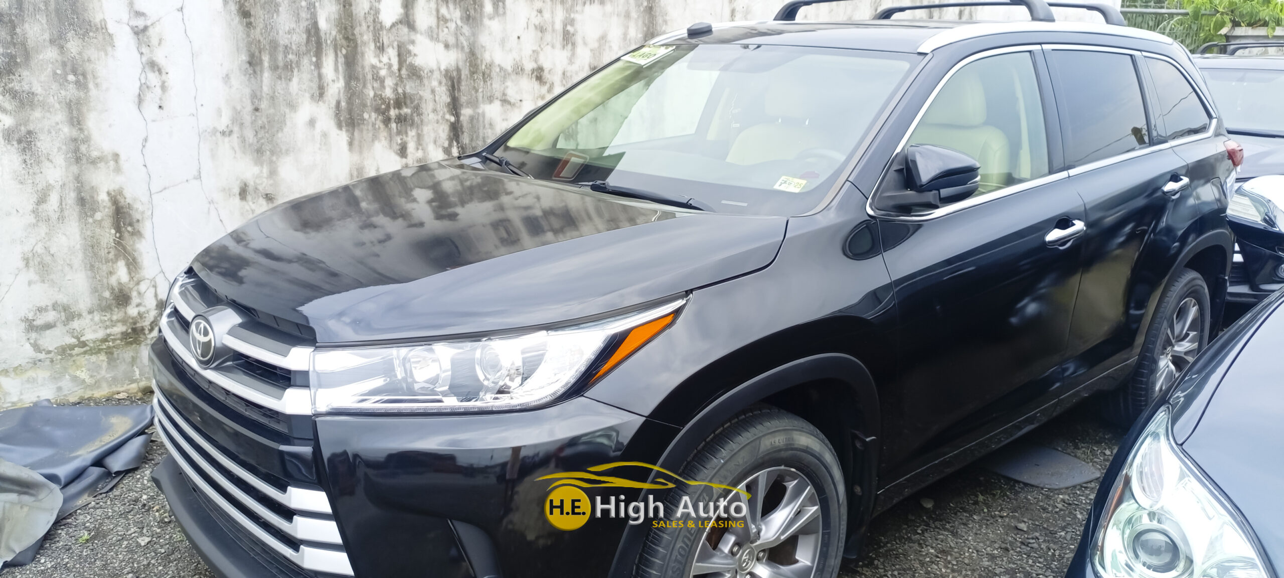 TOYOTA HIGHLANDER